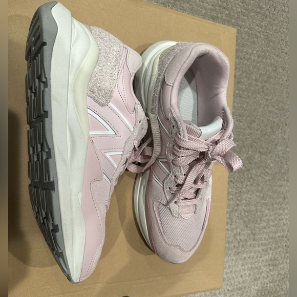 NEW BALANCE 57/40 pink combo - Picture 2 of 11